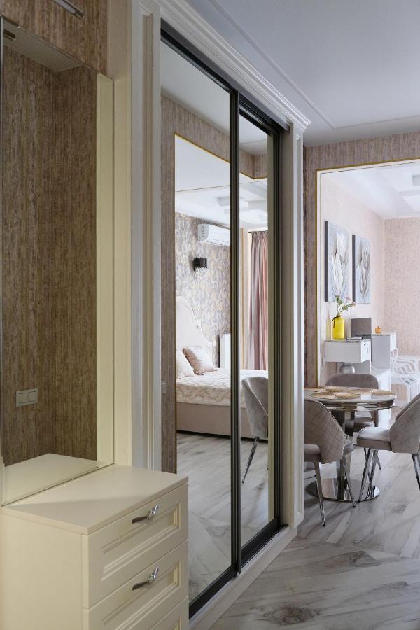 Luxury Apartments Sea View Julymia Odesa Exterior photo